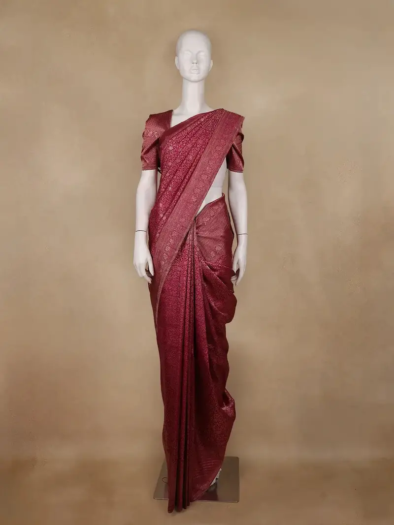 Maroon Floral Jaal Woven Pure Kanchipuram Silk Saree With Zari Border 1
