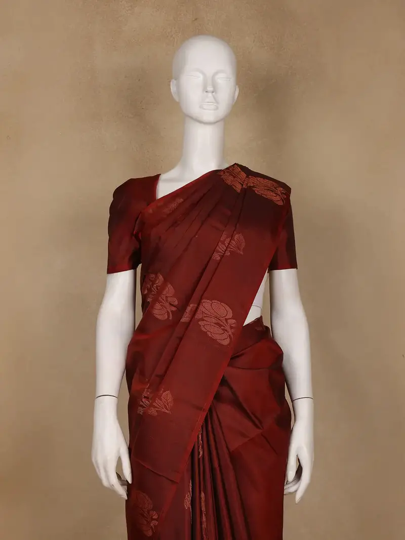 Maroon Floral Motif Woven Pure Kanchipuram Silk Saree 2