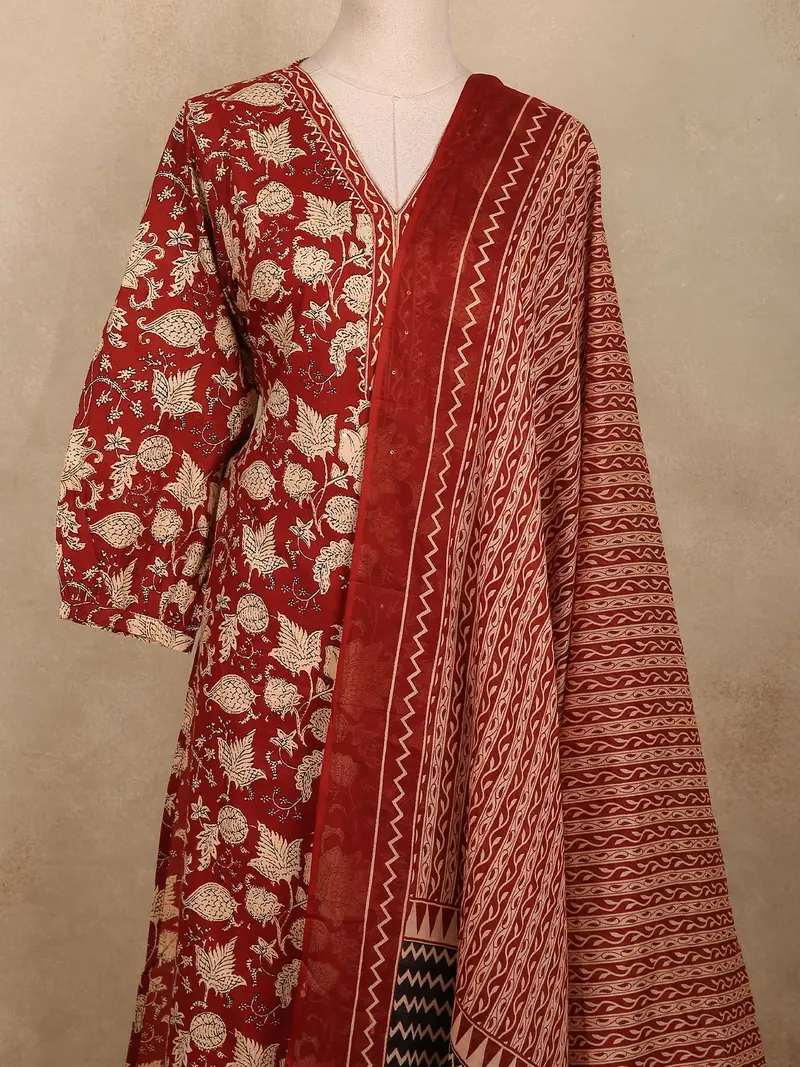 Maroon Floral Printed Design Cotton Salwar Suit With Dupatta 2