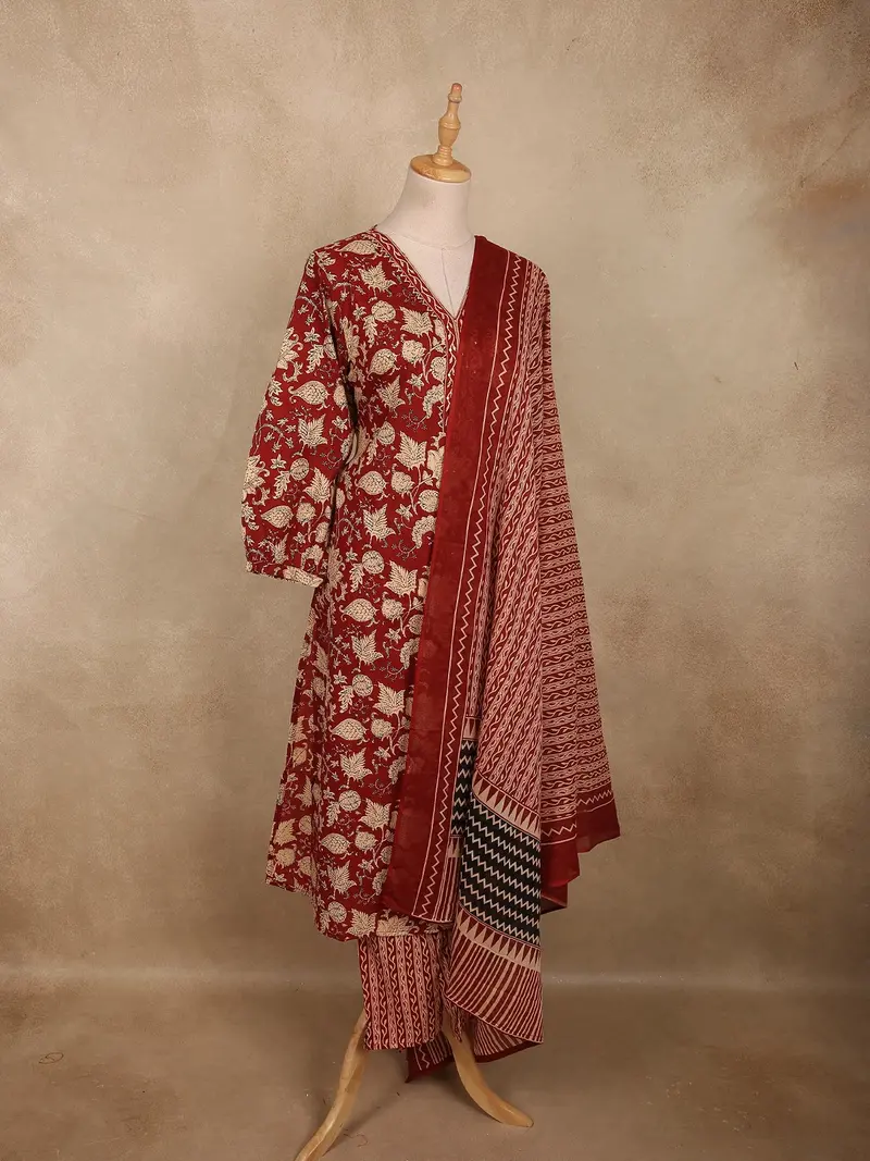 Maroon Floral Printed Design Cotton Salwar Suit With Dupatta 3