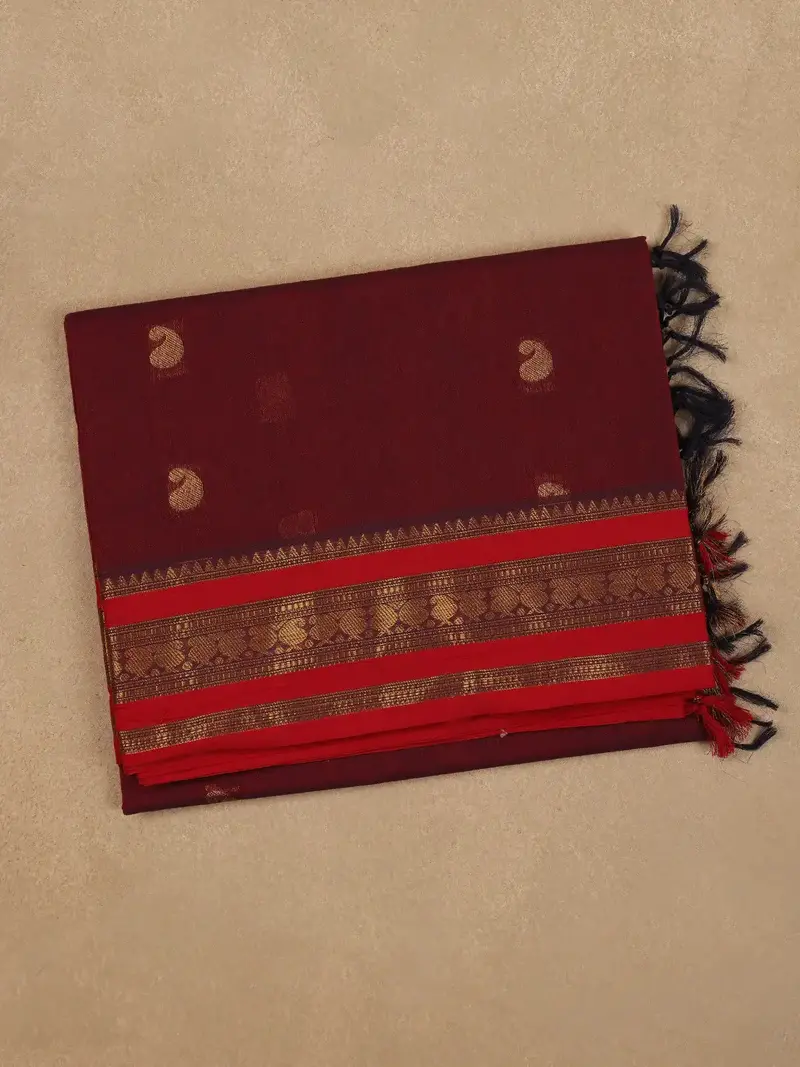 Maroon Paisley Designed Cotton Saree 1