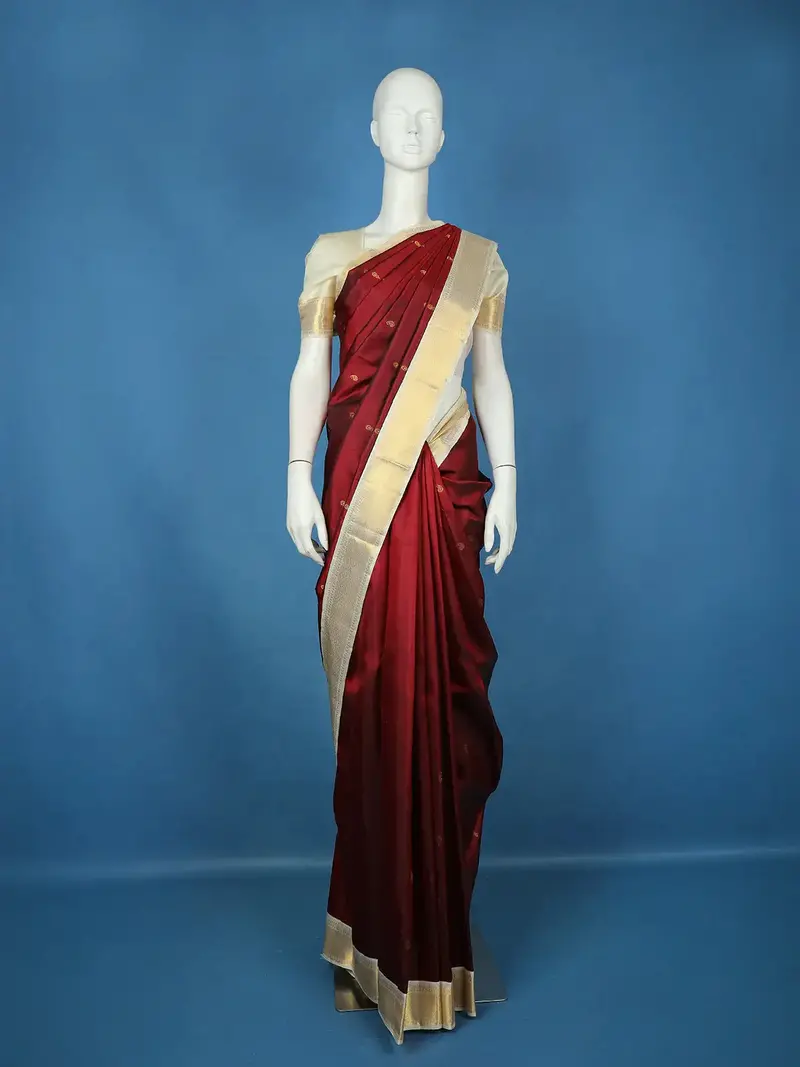 Maroon Paisley Motif Woven Pure Kanchipuram Silk Saree 1