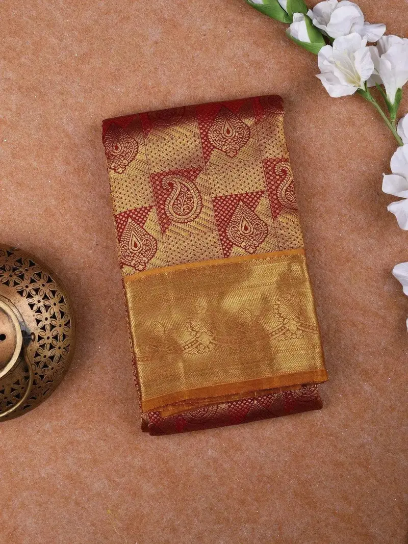 Maroon Pure Kanchipuram Bridal Silk Saree With Paisley And Floral Jacquard On The Body With Designed Border 1