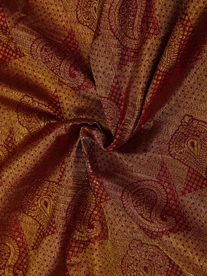 Maroon Pure Kanchipuram Bridal Silk Saree With Paisley And Floral Jacquard On The Body With Designed Border 2