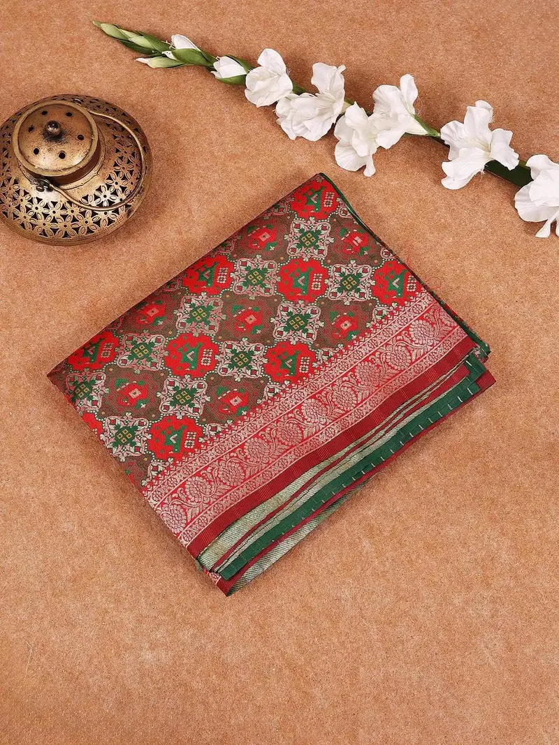 Maroon Semi Banarasi Saree With Geometric And Animal Design On The Body With Border 1