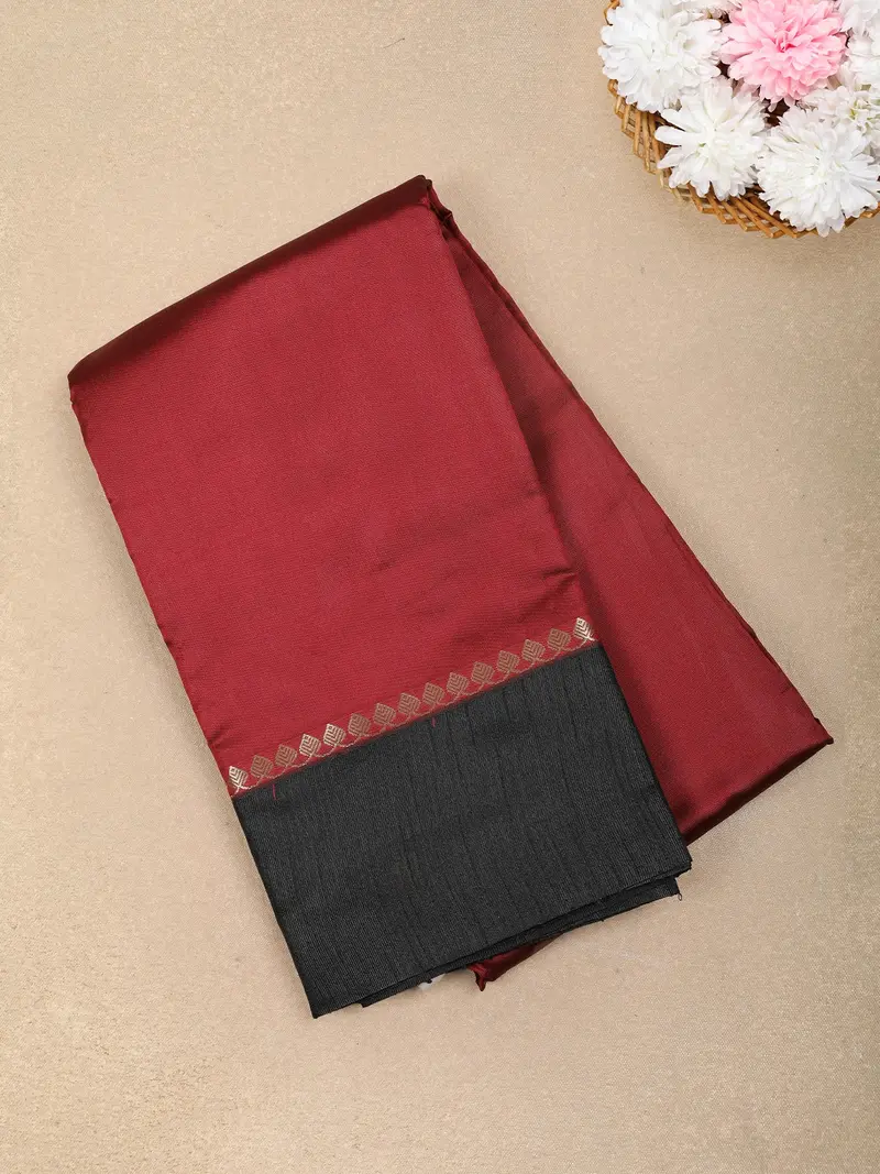 Maroon Solid Design Soft Silk Fancy Wear Saree With Contrast Border 1