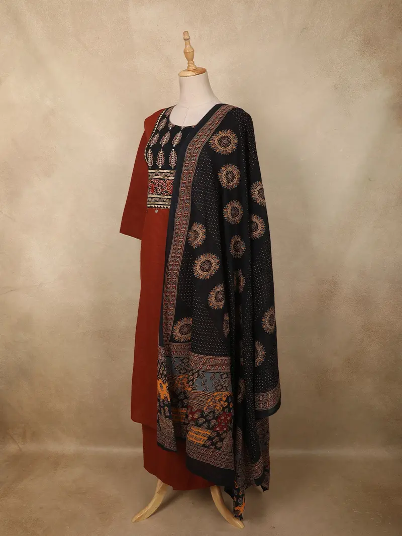 Maroon Traditional Leaf Printed Design Cotton Palazzo Suit With Dupatta 3