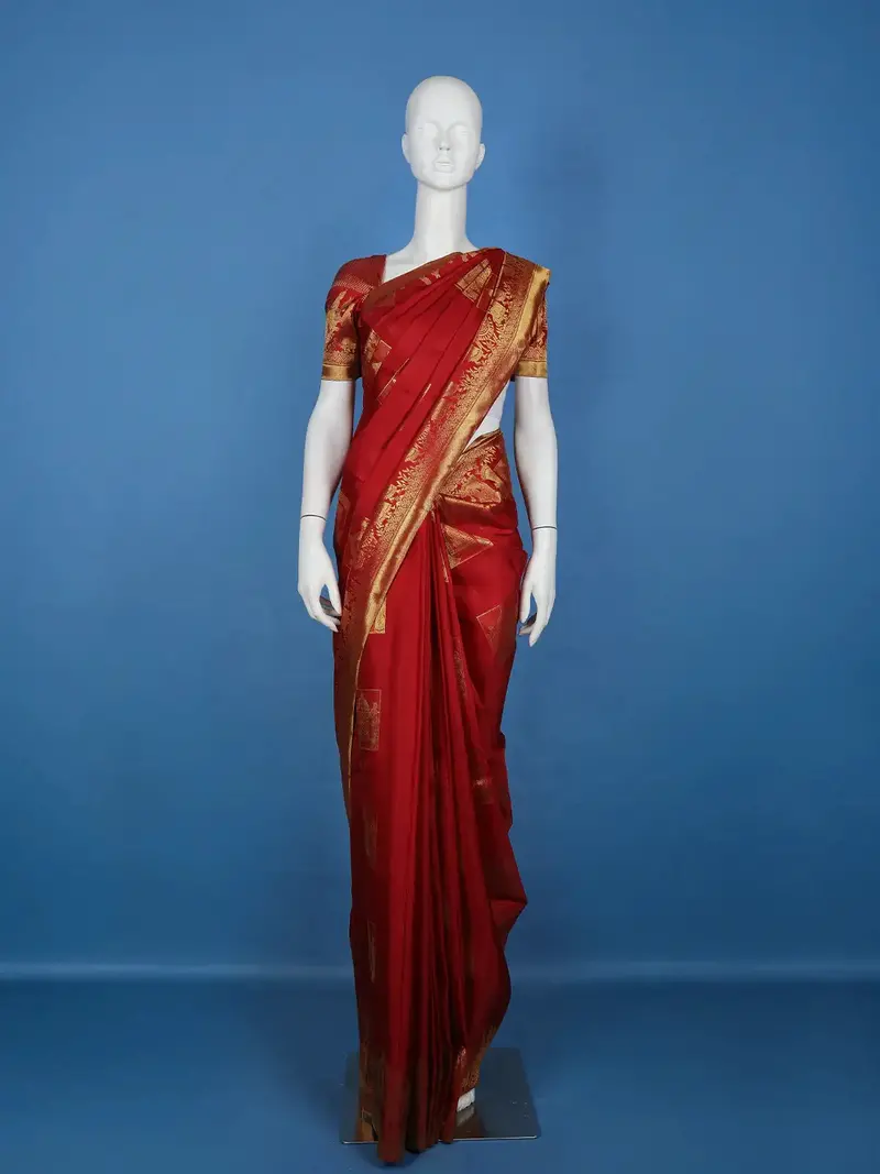 Maroon Woven Gold Zari Elephant Border Kanchipuram Silk Saree 1