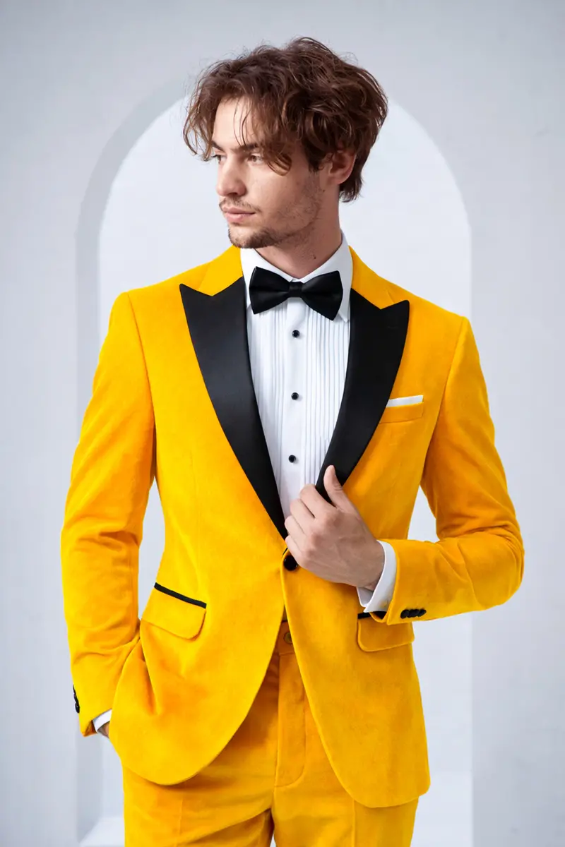 Marquis-Selective Yellow Velvet Peak Lapel Tuxedo Suit 12