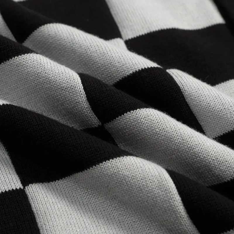Men's Black Checkered Vintage Art Jacquard Knit Shirt 2