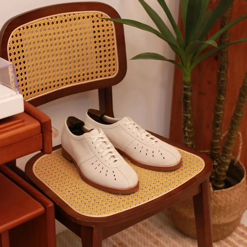 Men's Carved Casual Shoes Comfortable Suit Shoes 1