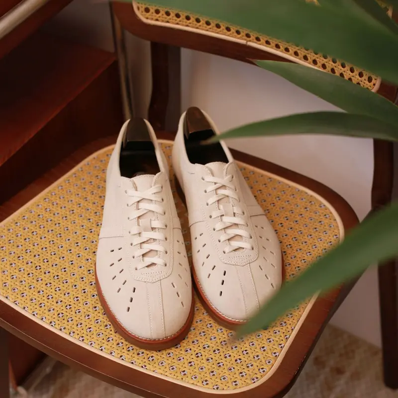 Men's Carved Casual Shoes Comfortable Suit Shoes 2