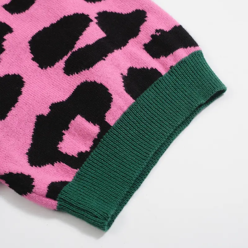 Men's Retro Knit Polo – Vintage Pink Leopard Print With Cheetah Graphic 5