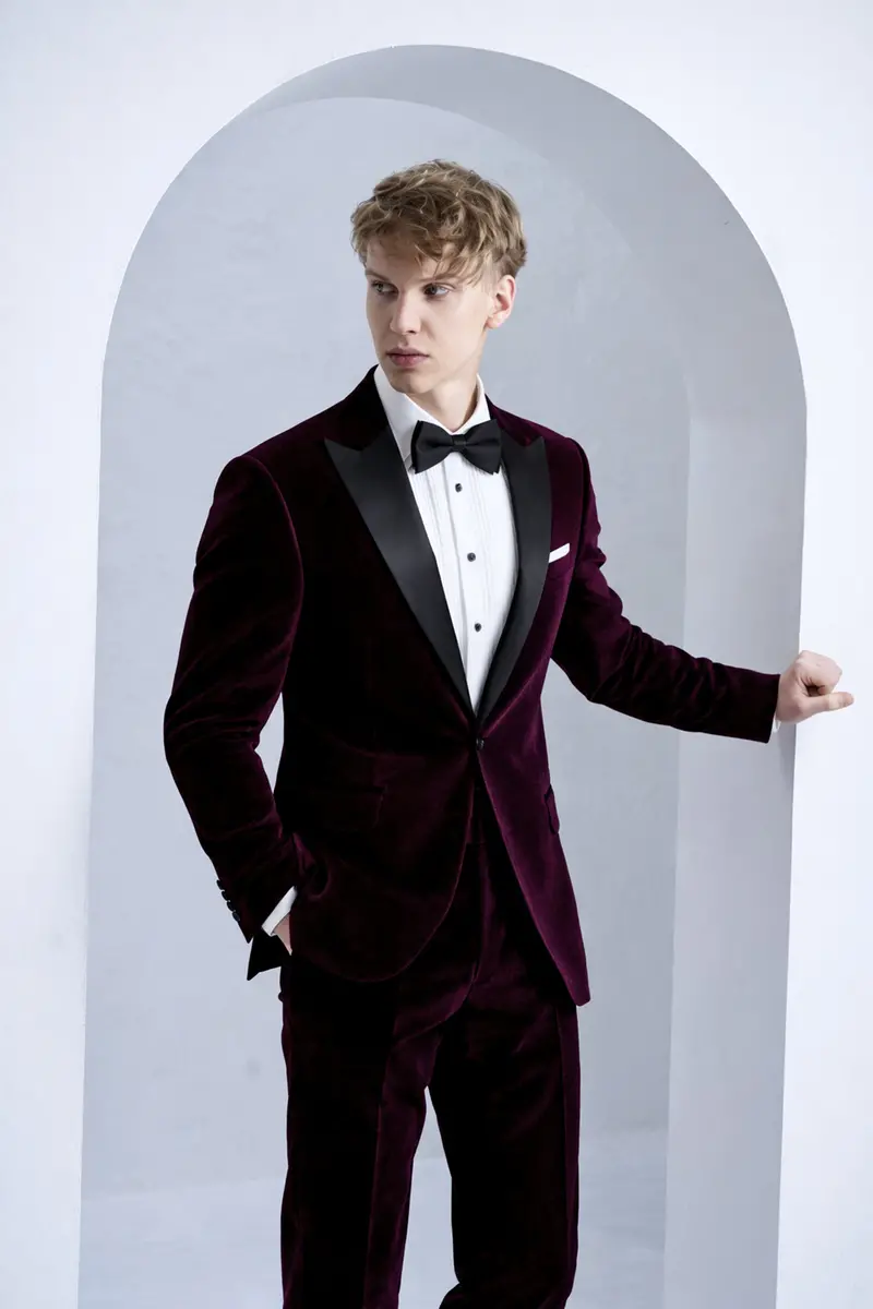 Merlot-Asphalt Wine Purple Velvet Peak Lapel Tuxedo Suit 4