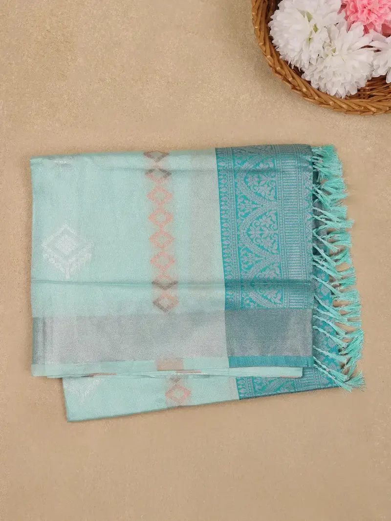 Mint Green Geometric Diamond Designed Silk Saree 1