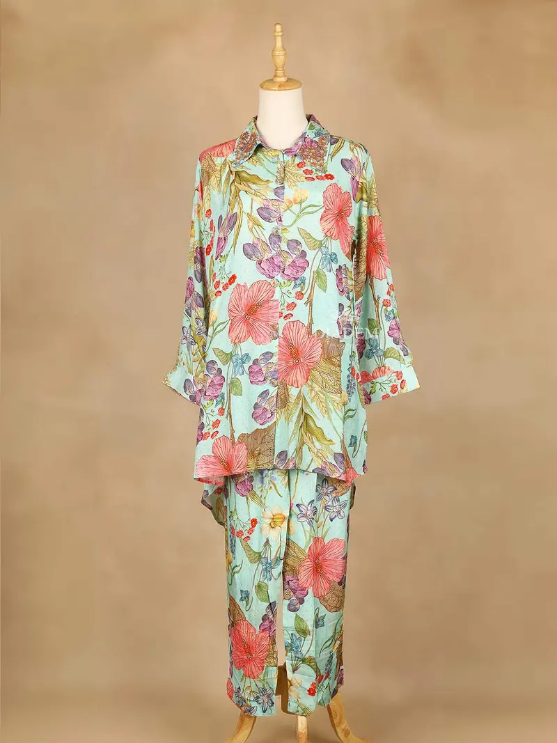 Mint Green Salwar Suit Adorned With Printed Flower Design And With Collar And 3/4 Sleeve 1