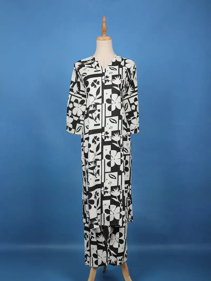 Monochrome Geometric Floral Printed Cotton Salwar Suit 1