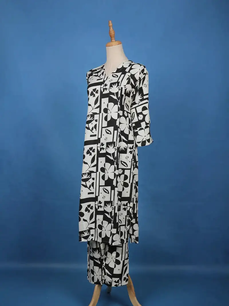 Monochrome Geometric Floral Printed Cotton Salwar Suit 4