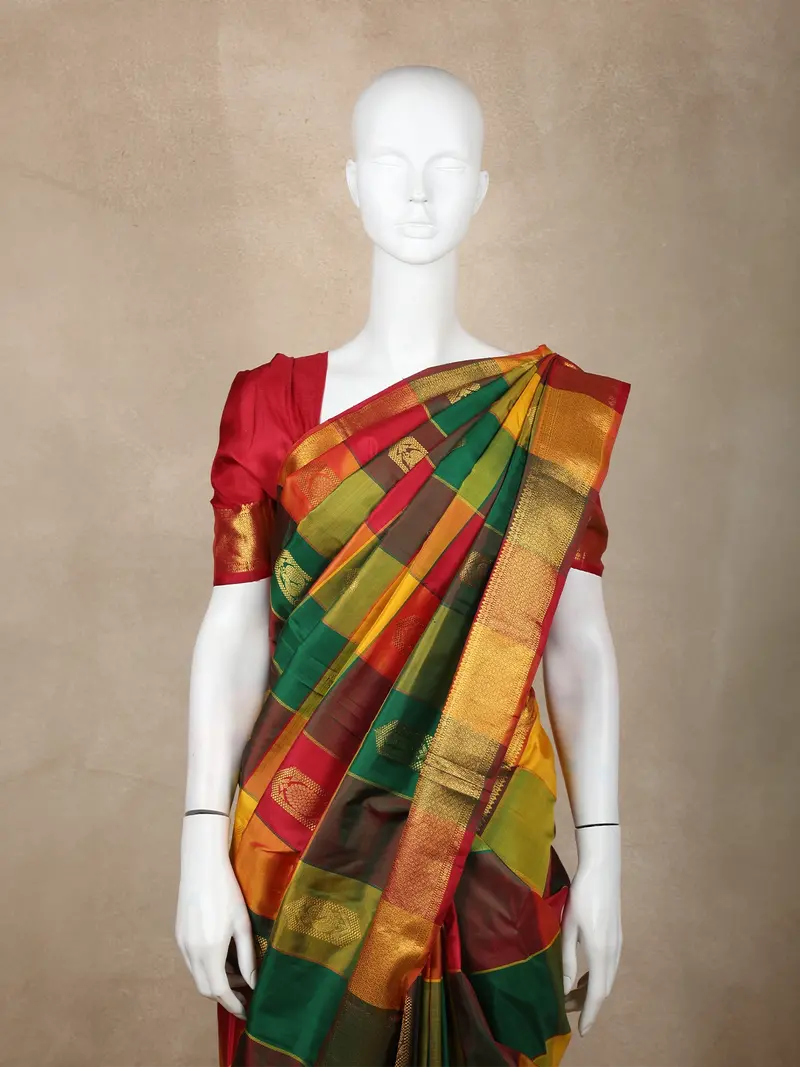 Multicolor Checked Woven Design Pure Kanchipuram Silk Saree With Zari Woven Border 2
