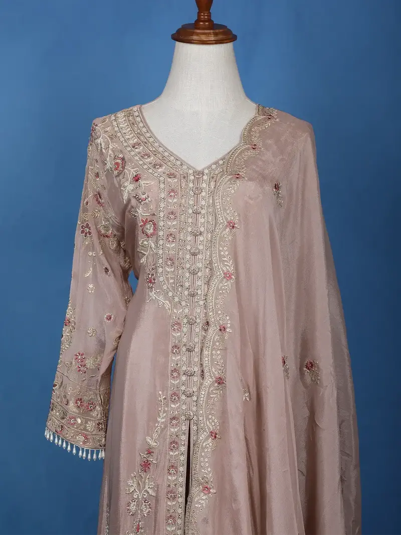 Muted Pink Floral Motif Emroidery Georgette Salwar Suit 2