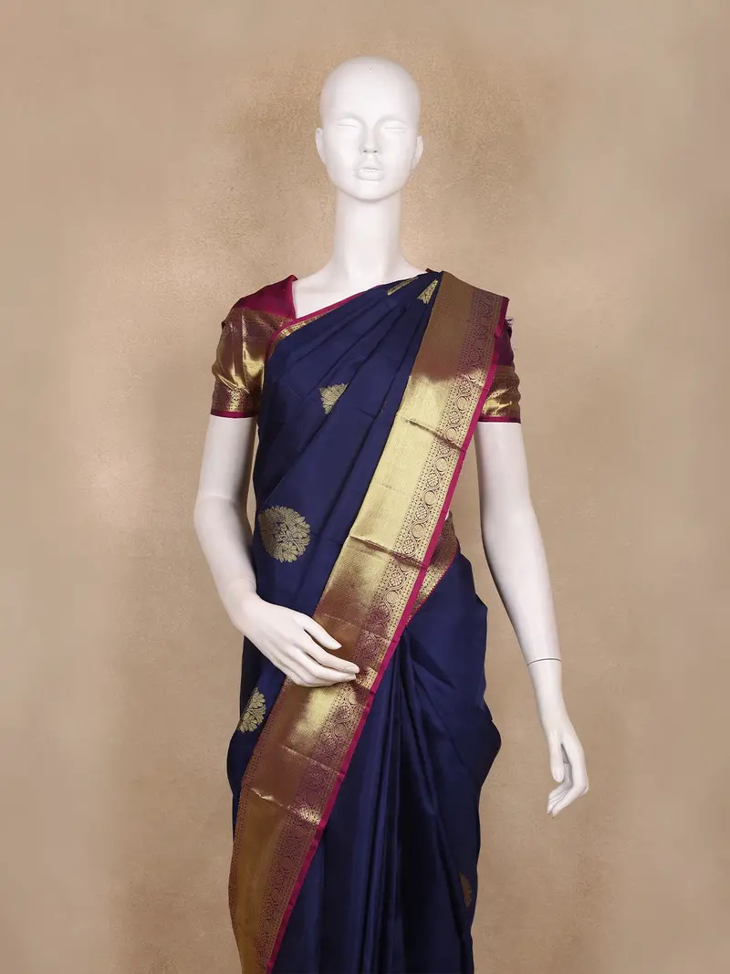 Navy Blue Butta Woven Kanchipuram Silk Saree 2
