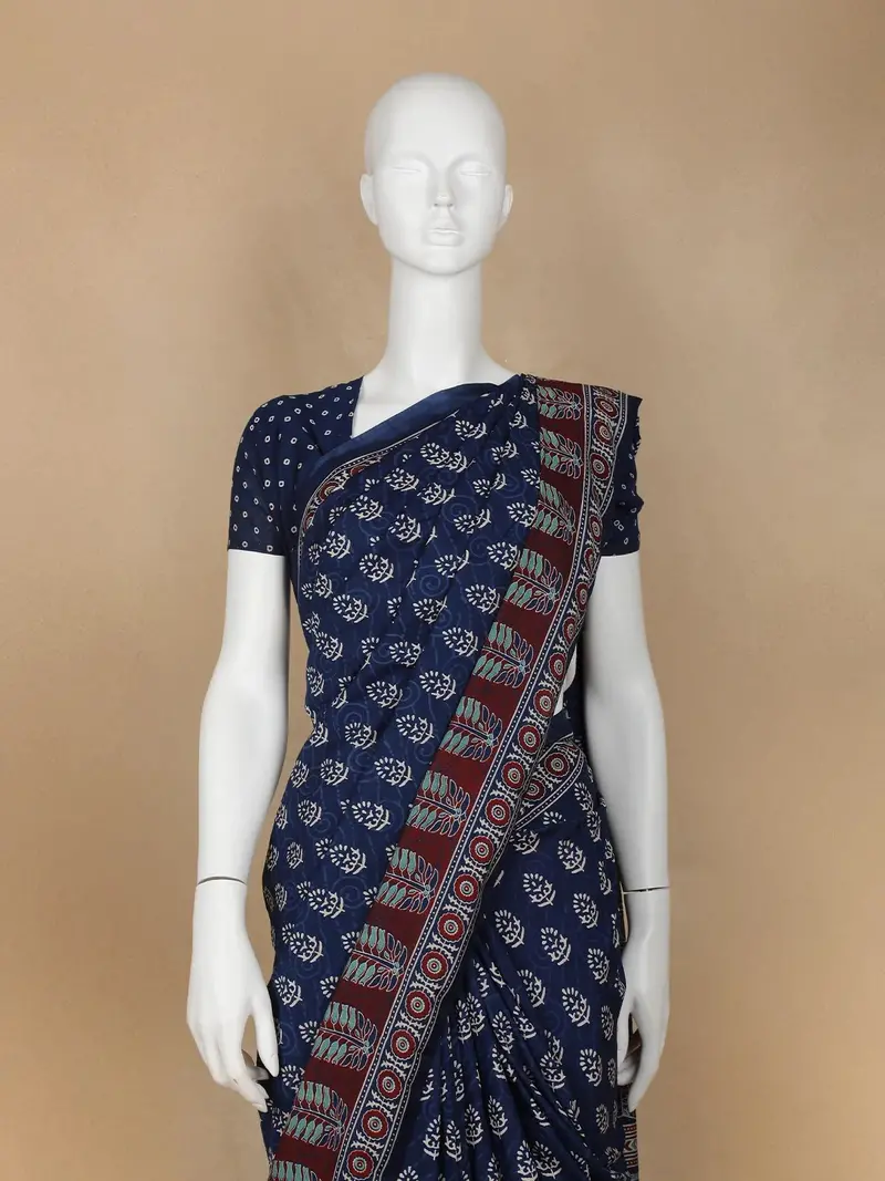Navy Blue Floral Design Silk Cotton Saree 2