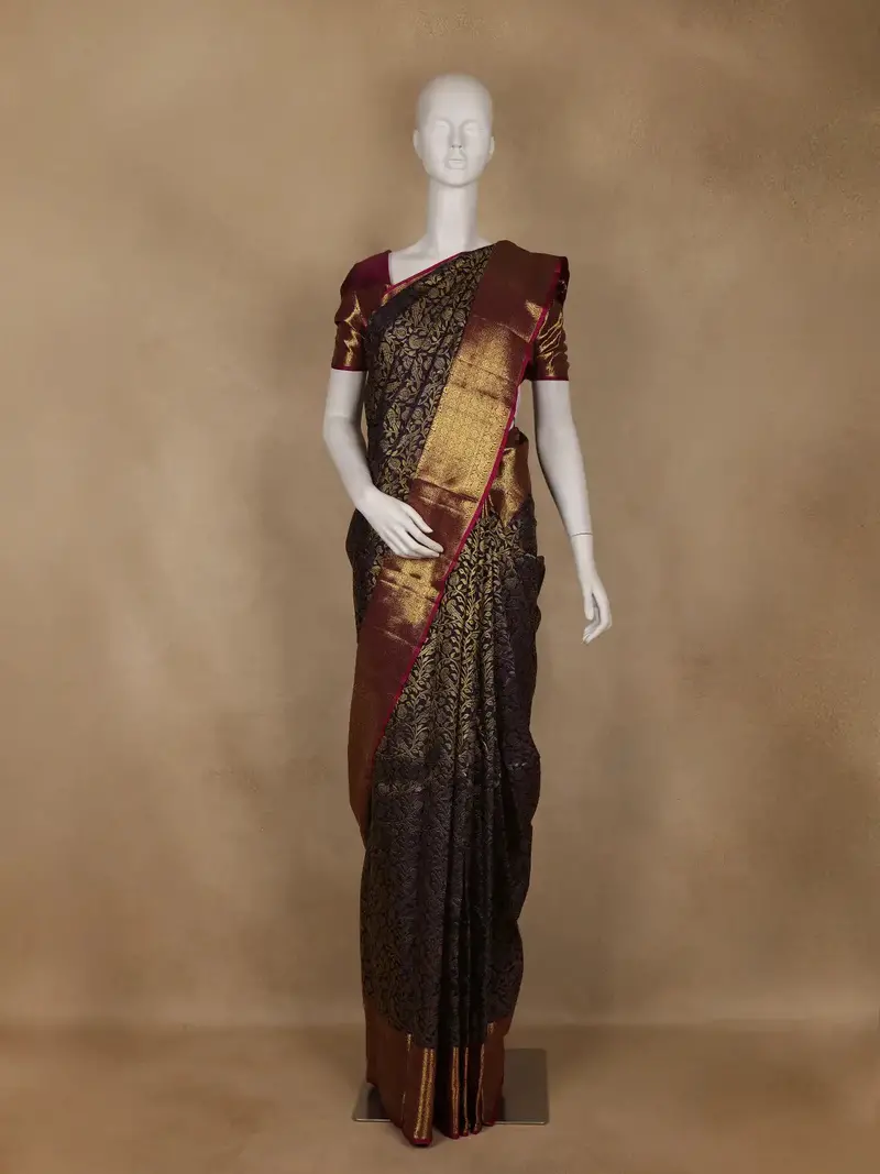 Navy Blue Floral Woven Pure Kanchipuram Silk Saree With Zari Border 1