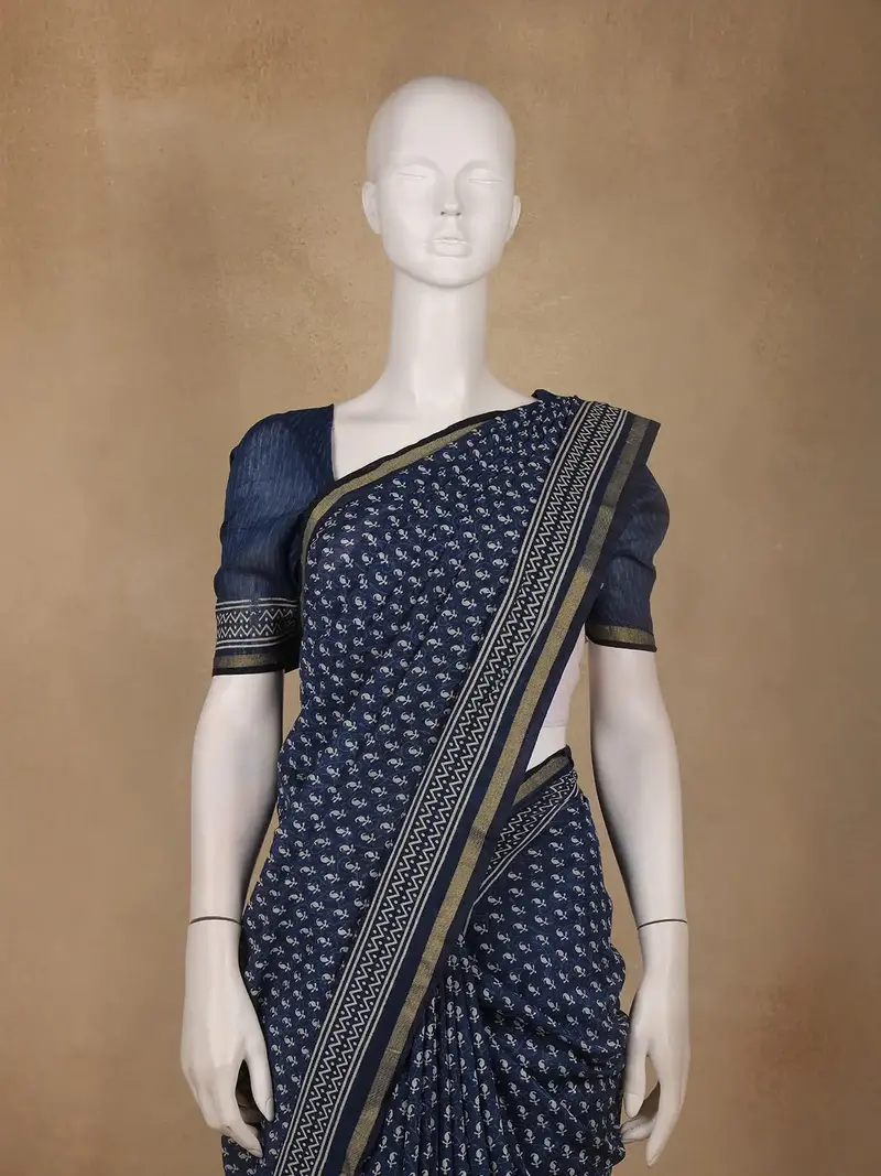 Navy Blue Paisley Design Cotton Saree With Zari Border 2