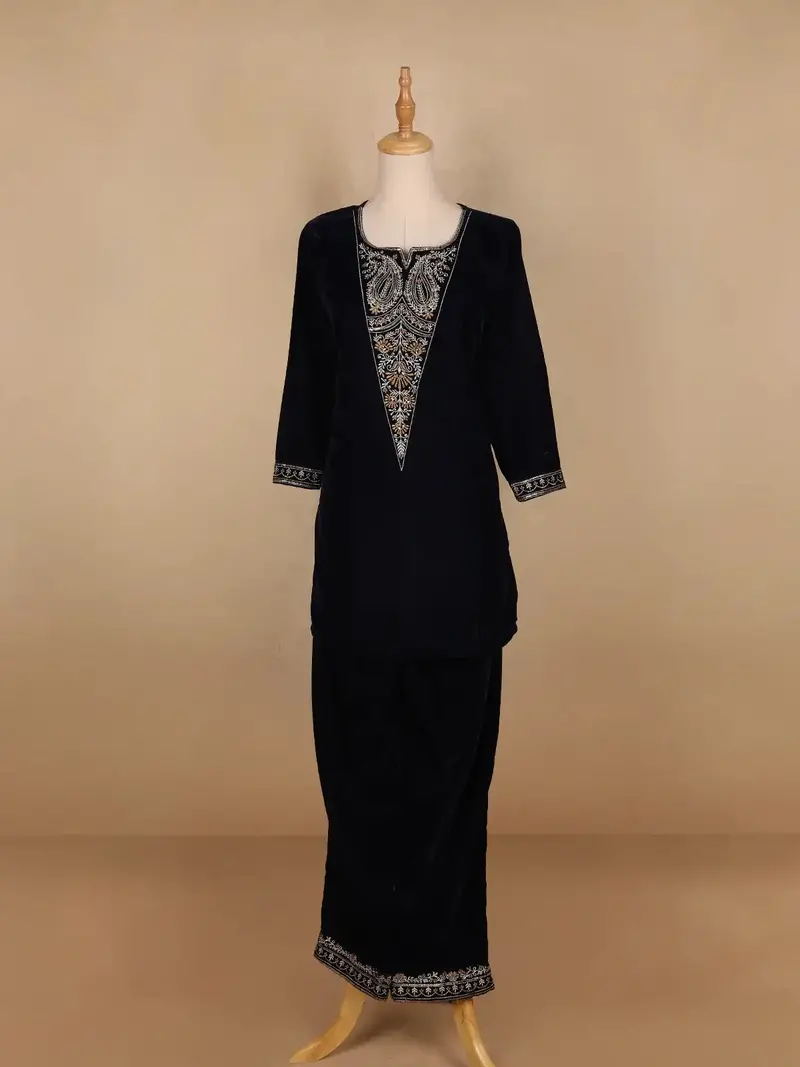 Navy Blue Paisley Designed Velvet Co Ord Salwar Suit 1