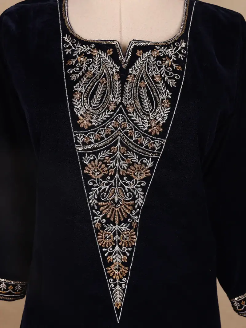 Navy Blue Paisley Designed Velvet Co Ord Salwar Suit 5