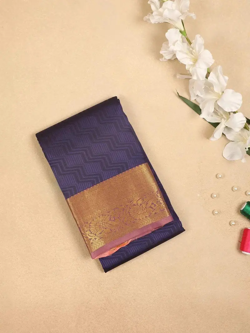 Navy Blue Pure Kanchipuram Bridal Silk Saree With Geometric Design On The Body With Zari Border 1
