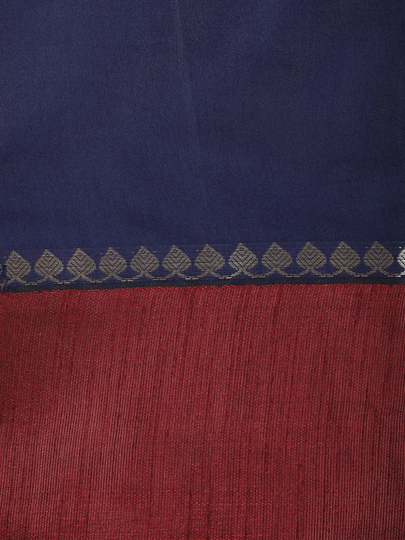 Navy Blue Solid Design Soft Silk Fancy Wear Saree With Contrast Border 2