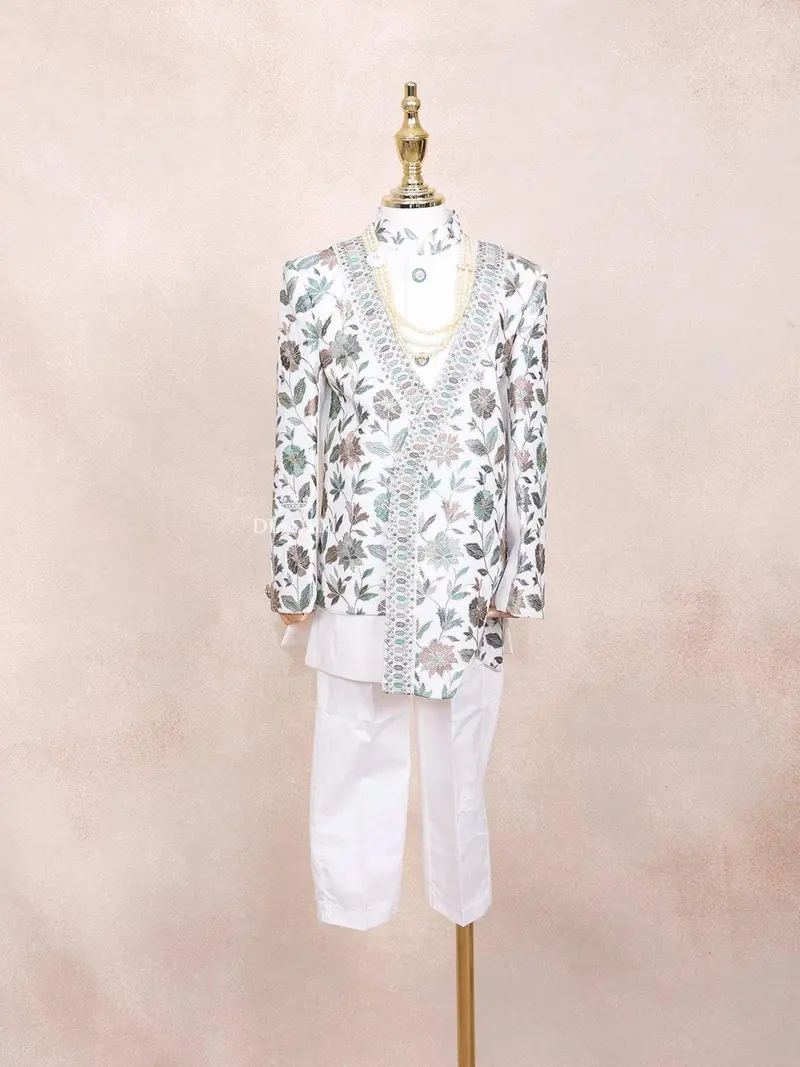 Off-White Kids Sherwani Adorned With Sequins And Floral Design Attached With Pearls Mala 1