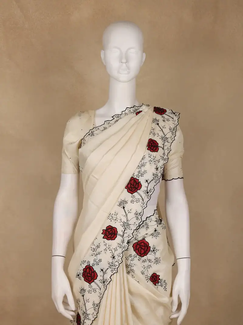 Off White Solid Design Pure Tissue Silk Saree 2