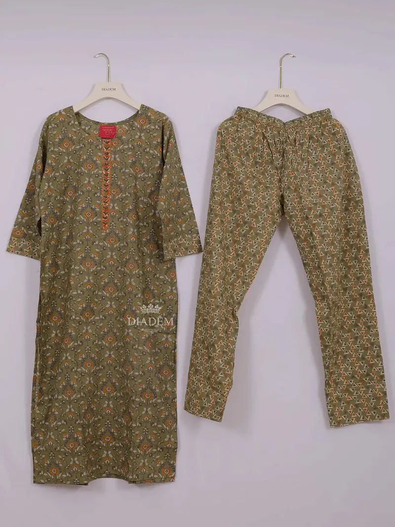 Olive Green Cotton Straight Cut Salwar Suit For Women Adorned With Floral Prints, Paired With Dupatta 1