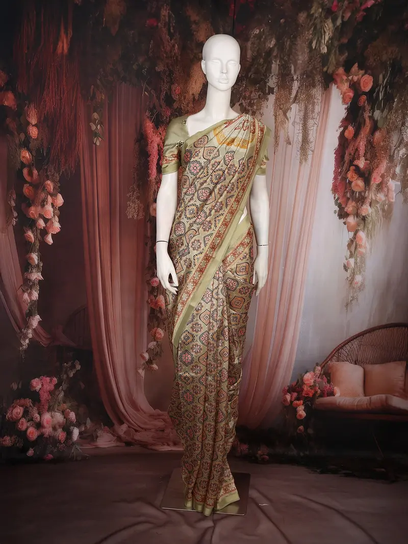 Olive Green Kalamkari Printed Semi Silk Saree With Contrast Border 2
