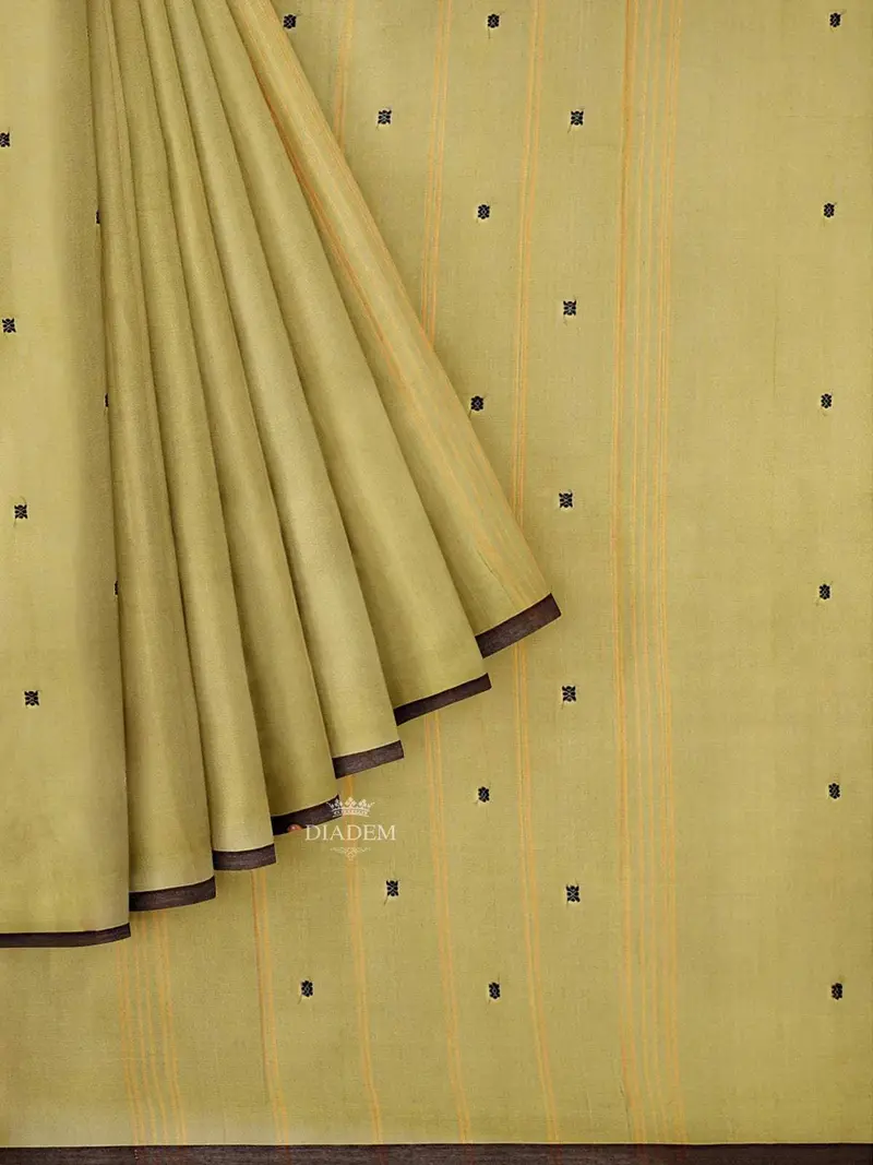 Olive Green Kanchi Cotton Saree With Threadwork On The Body And Thread Border 1