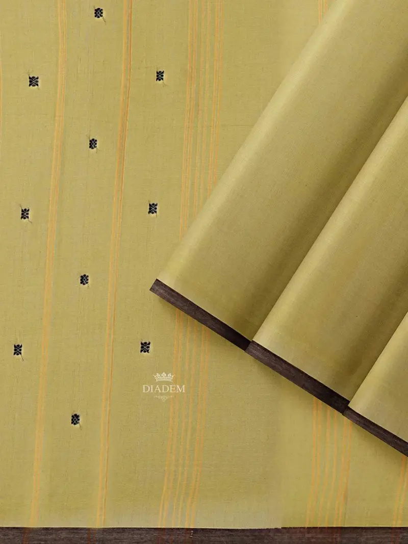 Olive Green Kanchi Cotton Saree With Threadwork On The Body And Thread Border 2