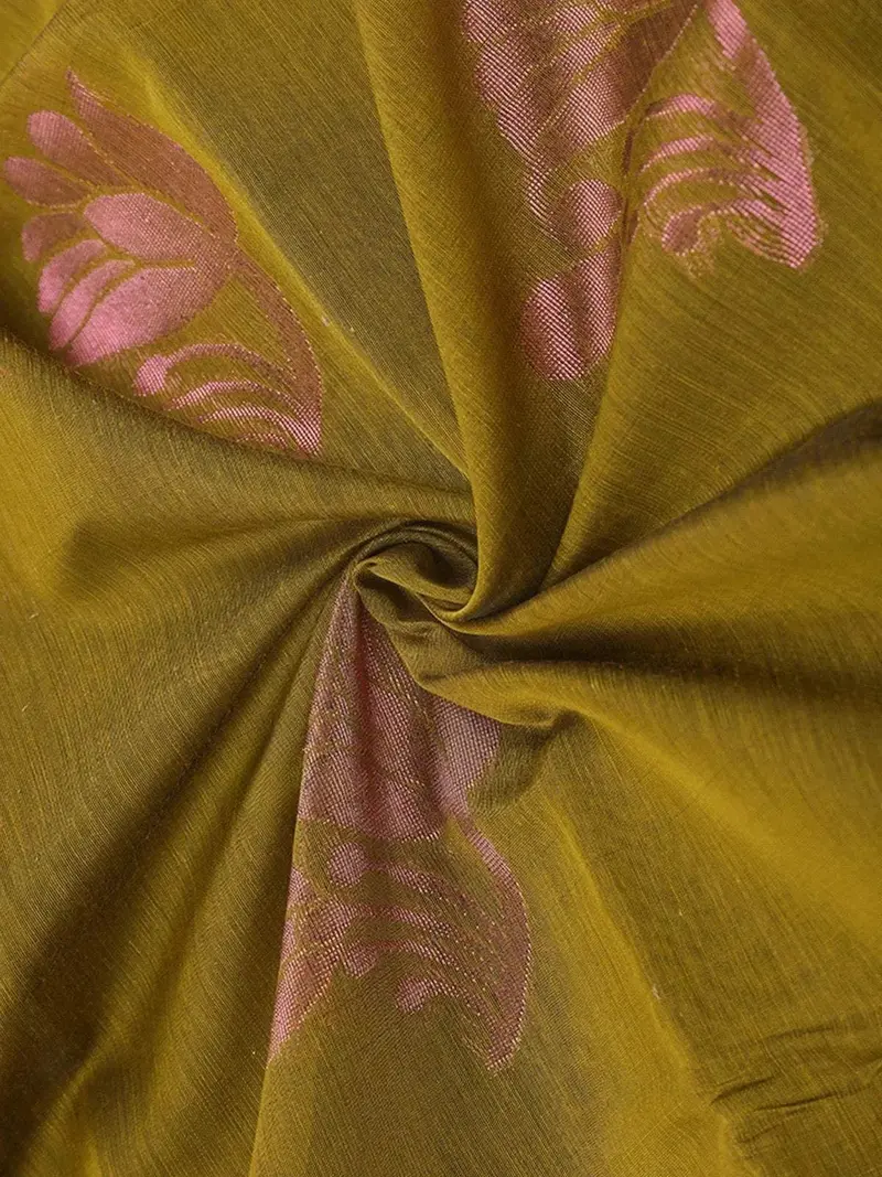 Olive Green Silk Cotton Saree With Flower Motifs Design On The Body With Contrast Border 2
