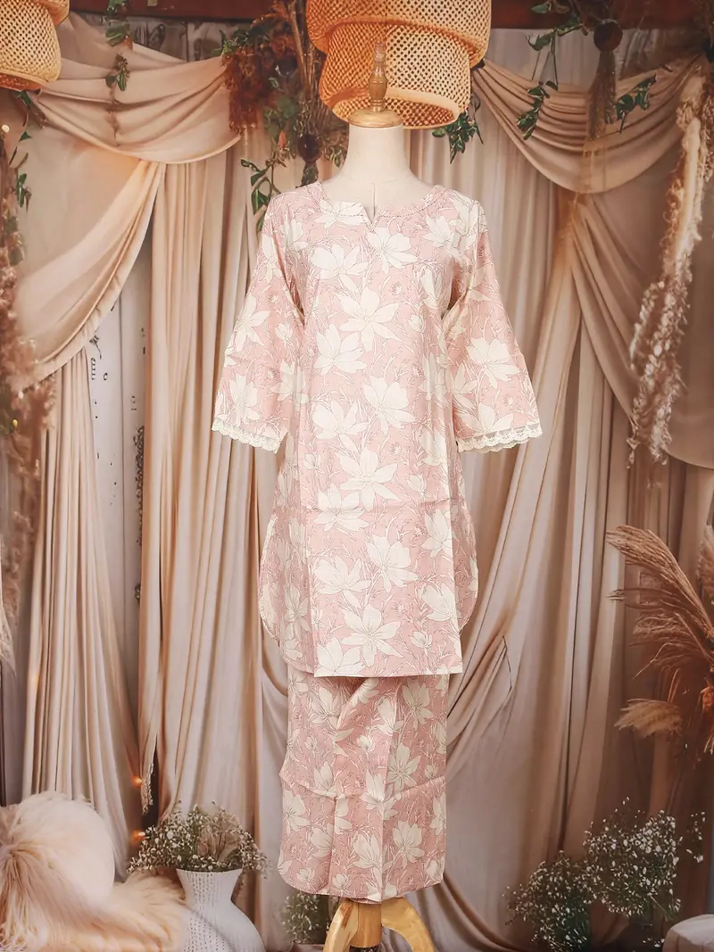 Onion Pink Floral Design Printed Cotton Salwar Suit 1