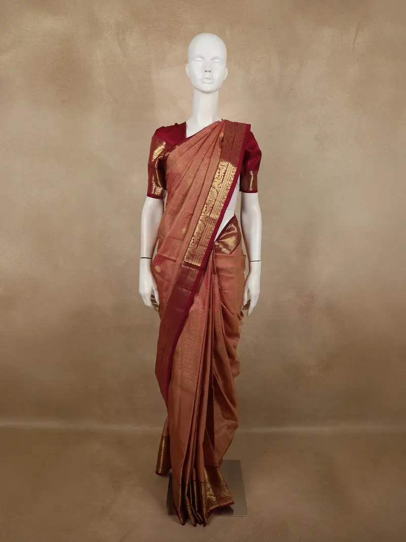 Onion Pink Mini Checked Zari Woven Design Pure Kanchipuram Silk Saree With Contrast Floral Zari Border 1