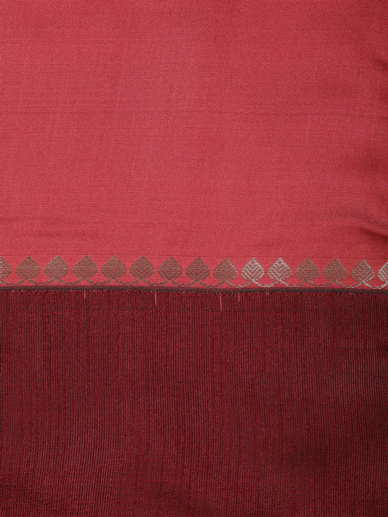 Onion Pink Solid Design Soft Silk Fancy Wear Saree 2