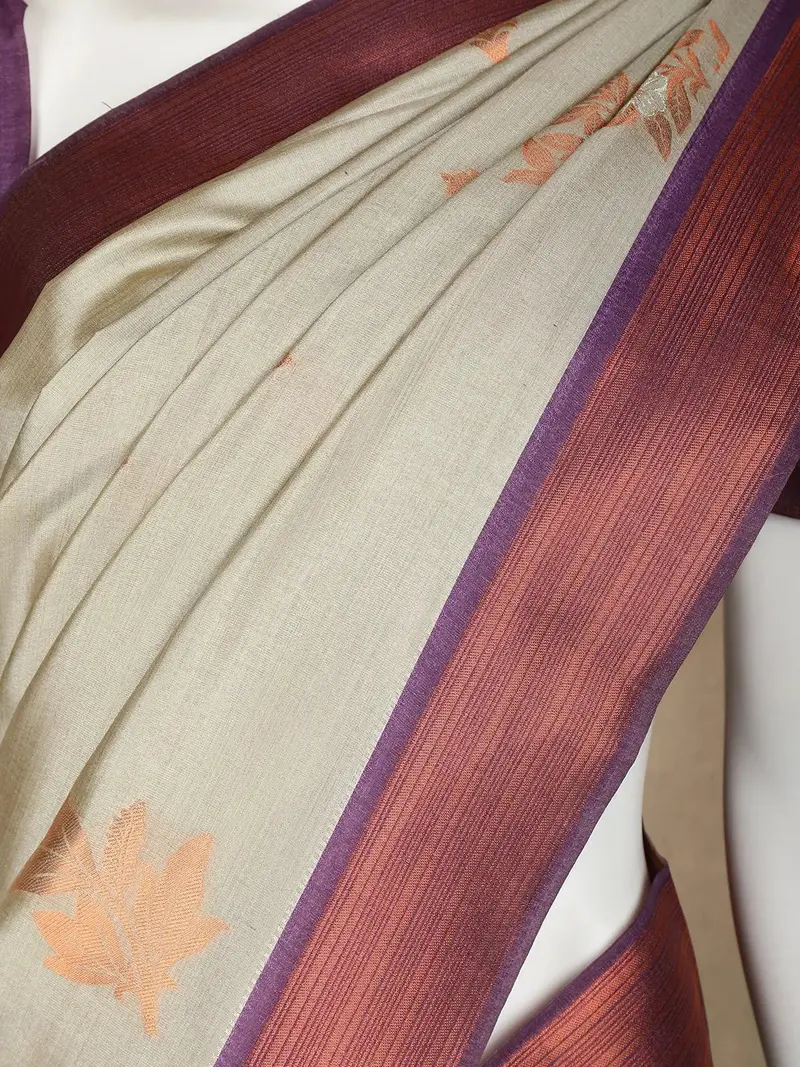 Pale Green Floral Designed Art Silk Saree 2