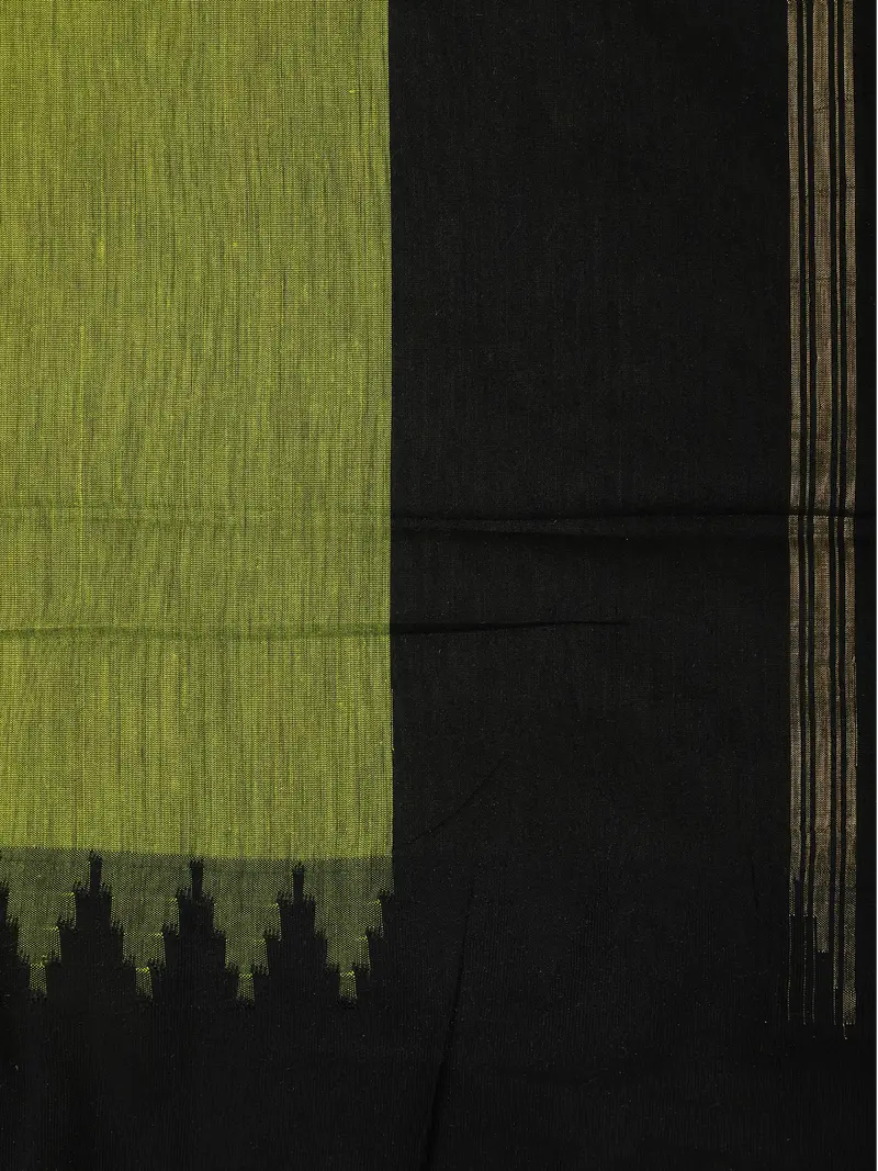Parrot Green Solid Design Kalyani Cotton Saree With Contrast Temple Border 2