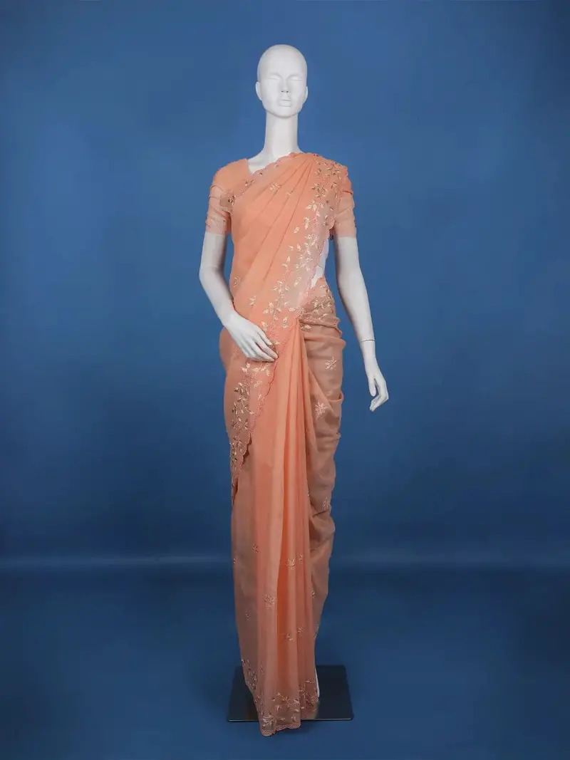 Peach Floral Embroidered Tissue Saree With Scalloped Border 1