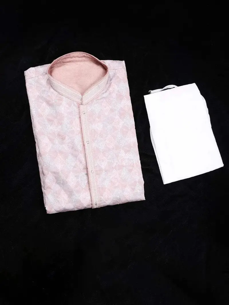 Peach Kurta Set Adorned With Sequins, With Pant 1