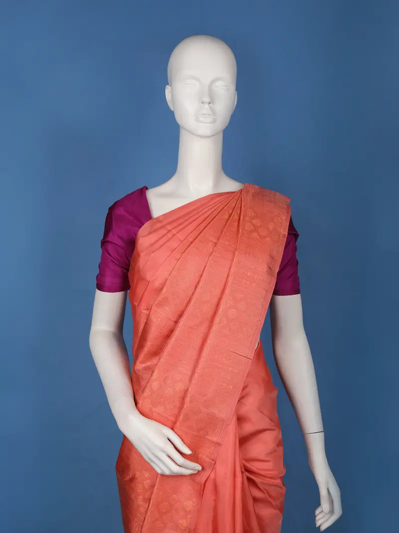 Peach Leaf Motif Woven Pure Kanchipuram Silk Saree 2
