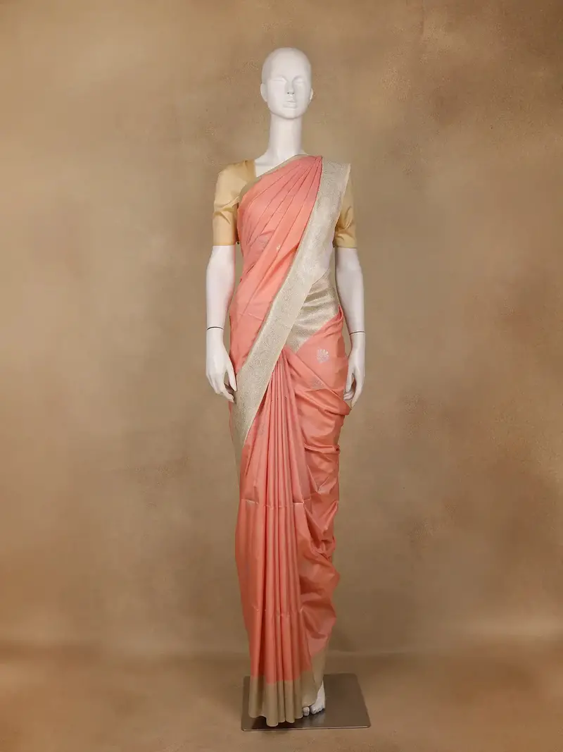 Peach Leaf Woven Soft Silk Saree With Beige Contrast Border 1