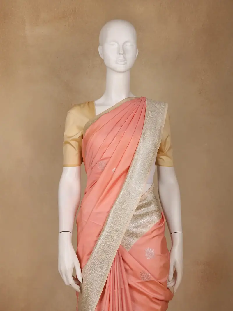 Peach Leaf Woven Soft Silk Saree With Beige Contrast Border 2