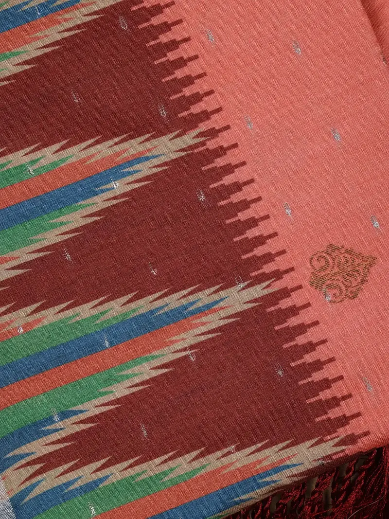 Peach Paisley Designed Soft Silk Saree 2